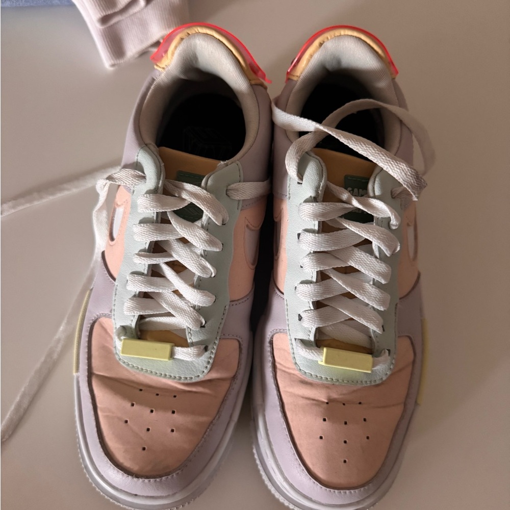 Nike Women's Air Force